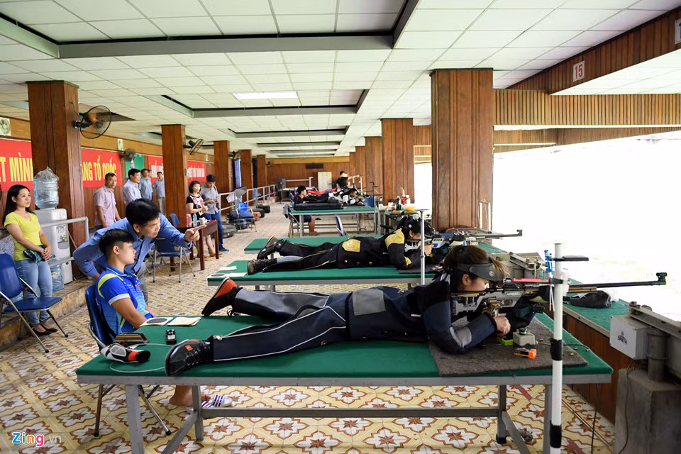 Là mỏ vàng của Thể thao Việt Nam tại các kỳ SEA Games, tuyển bắn súng từng giành 7 huy chương vàng tại Myanmar 2013 và 4 huy chương vàng tại Singapore 2015.