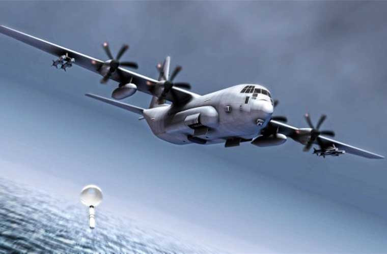 Chính nhờ khung gầm cơ sở mạnh mẽ hơn sẽ đảm bảo hiệu suất hoạt động tốt trên biển với SC-130J. Thời điểm chào hàng với Việt Nam, Lockheed Martin không cung cấp khả năng mang vác vũ khí chi tiết trên SC-130J. Nhưng việc dùng chung hệ thống trên P-3C Orion cho phép SC-130J mang hệ thống vũ khí tương tự. Máy bay được bố trí khoang vũ khí trong thân cùng các giá treo ở trên cánh.