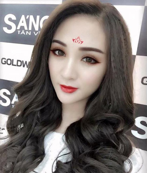 Bộ phim Võ Mị Nương truyền kỳ đang gây nên cơn sốt cực lớn, không chỉ hấp dẫn người xem mà còn mở ra phong trào hóa trang, chụp ảnh giống Võ Tắc Thiên cực phổ biến trên mạng.