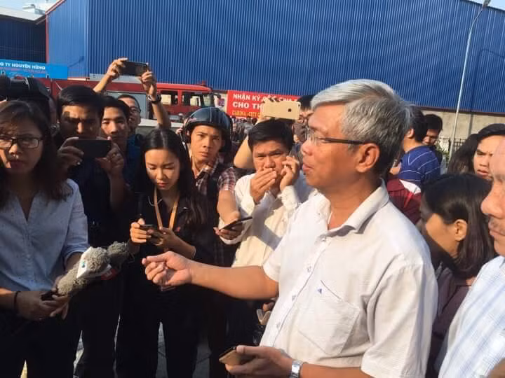 Chay chung cu Carina Plaza: Nu bi thu phuong tu vong khi tim duong thoat-Hinh-3