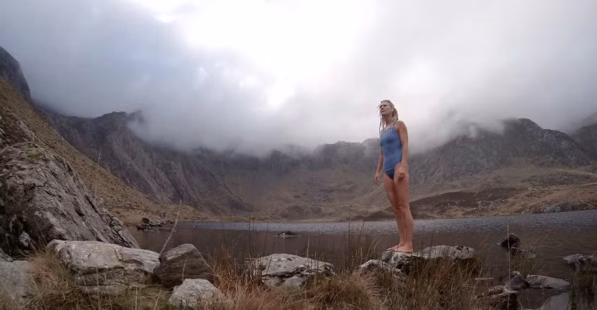 Được biết, thú vui bơi trong làn nước lạnh vốn là sở thích của người dân địa phương sống trong công viên này. Dần dần, nó ngày càng trở nên nổi tiếng và thu hút nhiều du khách hơn.