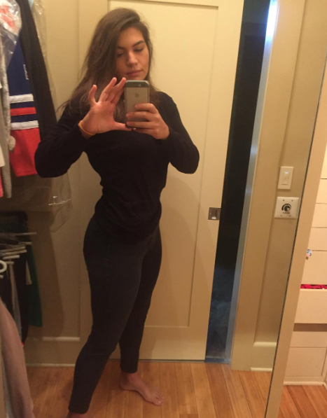 Chia sẻ trên mạng xã hội Instagram, Laura nói: "Tôi chỉ biết rằng giảm cân sẽ giúp cho cơ thể khỏe mạnh và mọi hoạt động trở nên dễ dàng, tôi rất mừng vì điều đó. Rất mong rằng, những người đang có cân nặng như tôi trước kia hãy quyết tâm giảm cân bằng những môn thể thao yêu thích, và nên có một chế độ ăn uống, lối sống lành mạnh, hợp lí."