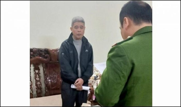  Bắt nguyên Phó Trưởng phòng Tài chính - Kế hoạch huyện Bảo Lạc: Ngày 6/12, Công an tỉnh Cao Bằng cho biết đã thi hành Lệnh bắt bị can để tạm giam, Lệnh khám xét chỗ ở đối với Tô Quang Tuyến (SN 1967, nguyên Phó Trưởng phòng phụ trách phòng Tài chính - Kế hoạch, huyện Bảo Lạc) về tội "Thiếu trách nhiệm gây hậu quả nghiêm trọng". Trong thời gian giữ chức vụ lãnh đạo tại Phòng Tài chính - Kế hoạch huyện Bảo Lạc, Tô Quang Tuyến đã để xảy ra các sai phạm trong thanh quyết toán các công trình xây dựng cơ bản gây thiệt hại tài sản nhà nước. 