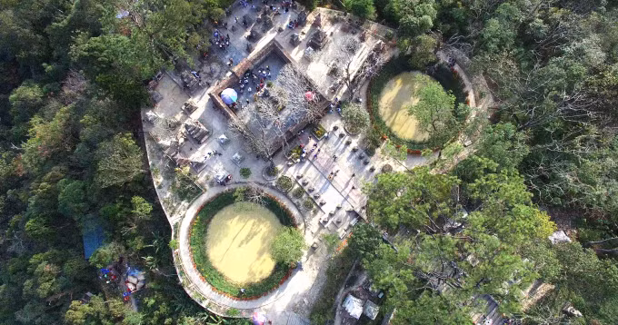 Với giá trị vốn có của mình cùng với cảnh quan thiên nhiên, hấp dẫn, hàng năm Yên Tử đã đón tiếp hàng vạn du khách trong và ngoài nước về hành hương, tham quan lễ Phật. Yên Tử đang trở thành điểm đến hấp dẫn cho loại hình du lịch sinh thái, khám phá rừng.