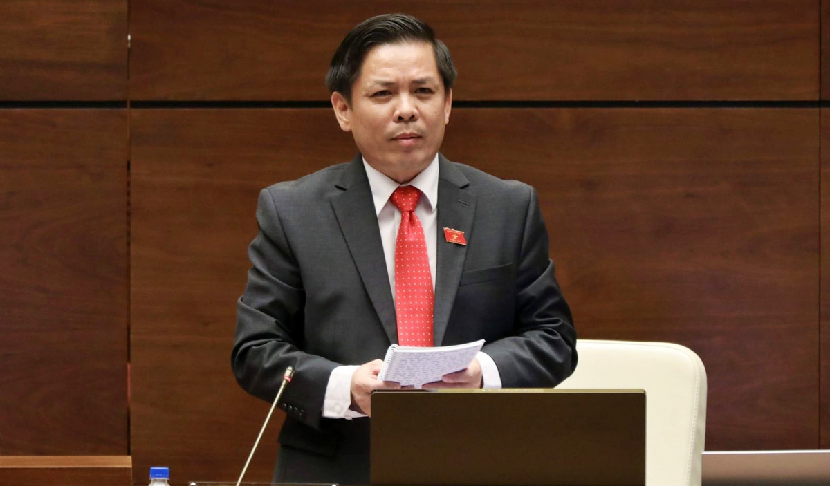 Vi sao du an duong Ho Chi Minh cham gan 2 nam, chua noi thong toan tuyen?