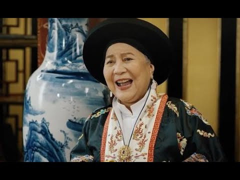 Năm 1840, vua Minh Mạng mất, vua Thiệu Trị lên ngôi bà lại dốc lòng nuôi daỵ và chỉ bảo vị vua trẻ. Năm 1841, Thiệu Trị dâng tôn hiệu cho bà là Nhân Tuyên Thái hoàng Thái hậu. Được biết, lúc sinh thời cả vua Minh Mạng và Thiệu Trị đều kính trọng và rất nghe lời bà.