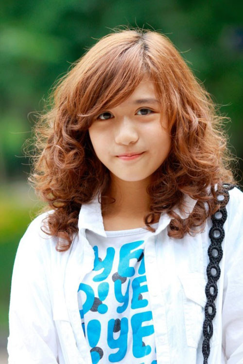 Mặt mộc xinh tươi cùng với mái tóc xoăn ấn tượng đã giúp Thảo Hương có hình ảnh rất độc đáo và thu hút. Những bức ảnh của Thảo Hương thường nhận hàng nghìn lượt like trên mạng xã hội trong năm 2014.