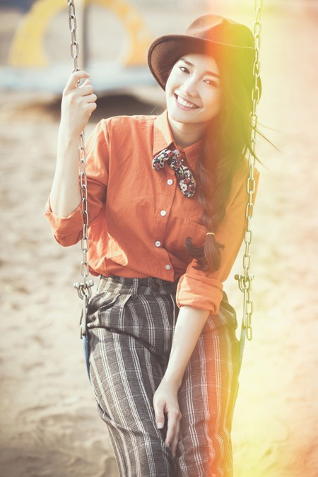 Thời gian gần đây, nữ diễn viên, hot girl sinh năm 1990 với nhiều bộ phim gây sốt trong cộng đồng giới trẻ Việt đã dần thay đổi phong cách. Cô trẻ trung, hiện đại và xinh đẹp hơn rất nhiều. Dù chưa tiến đến mức trở thành thần tượng của giới trẻ Việt nhưng cô gái quê gốc Đắk Lắk vẫn rất cố gắng và thể hiện sự tiến bộ qua từng vai diễn.