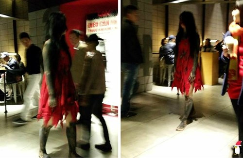 Trong đêm Noel, cư dân mạng xôn xao với hình ảnh "ma nữ đòi quà" xuất hiện tại Vincom Bà Triệu, Hà Nội. Sau khi tìm hiểu, được biết "ma nữ" này thực chất là một cosplayer, hóa trang thành ma nữ để giới thiệu bộ phim "Chung cư ma" bắt đầu khởi chiếu vào đúng đêm Noel.