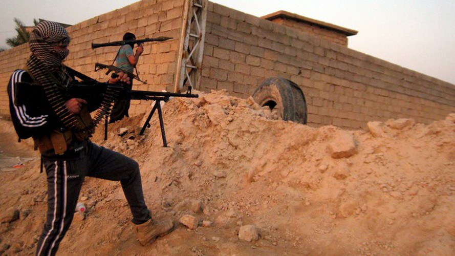 Chính vì vậy, lần tấn công này được cho là SAA sẽ dồn các loại khí tài mạnh nhất trong đó có súng máy PK để giành thế chủ động tại đây.