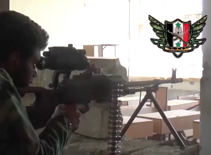 Điểm vượt trội của nó thể hiện ở trọng lượng giảm nhưng lại tăng tính năng chiến đấu thiết kế, là sự kết hợp hoàn hảo giữa hỏa lực của súng đại liên và tính cơ động gọn nhẹ của súng trung liên.