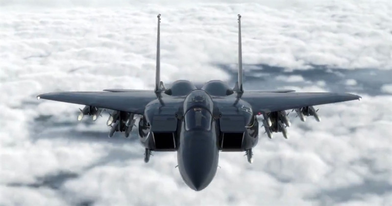 Số tiền dùng để mua 8 chiếc tiêm kích F-15EX đầu tiên nằm trong khoản ngân sách 738 tỷ USD Mỹ dự chi cho quốc phòng trong năm tài khóa 2020. Với 86 phiếu thuận và 8 phiếu chống, Thượng viện Mỹ đã thông qua dự luật chính sách quốc phòng còn được biết đến với tên gọi Đạo luật cấp thẩm quyền quốc phòng quốc gia (NDAA).