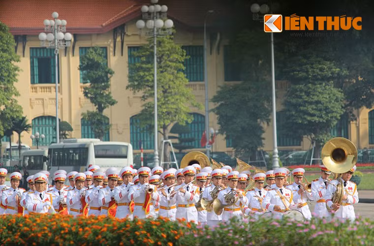 Đội quân nhạc.