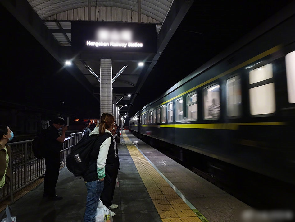 Ngoi canh nguoi loan than, chang trai tre chet tuc tuoi