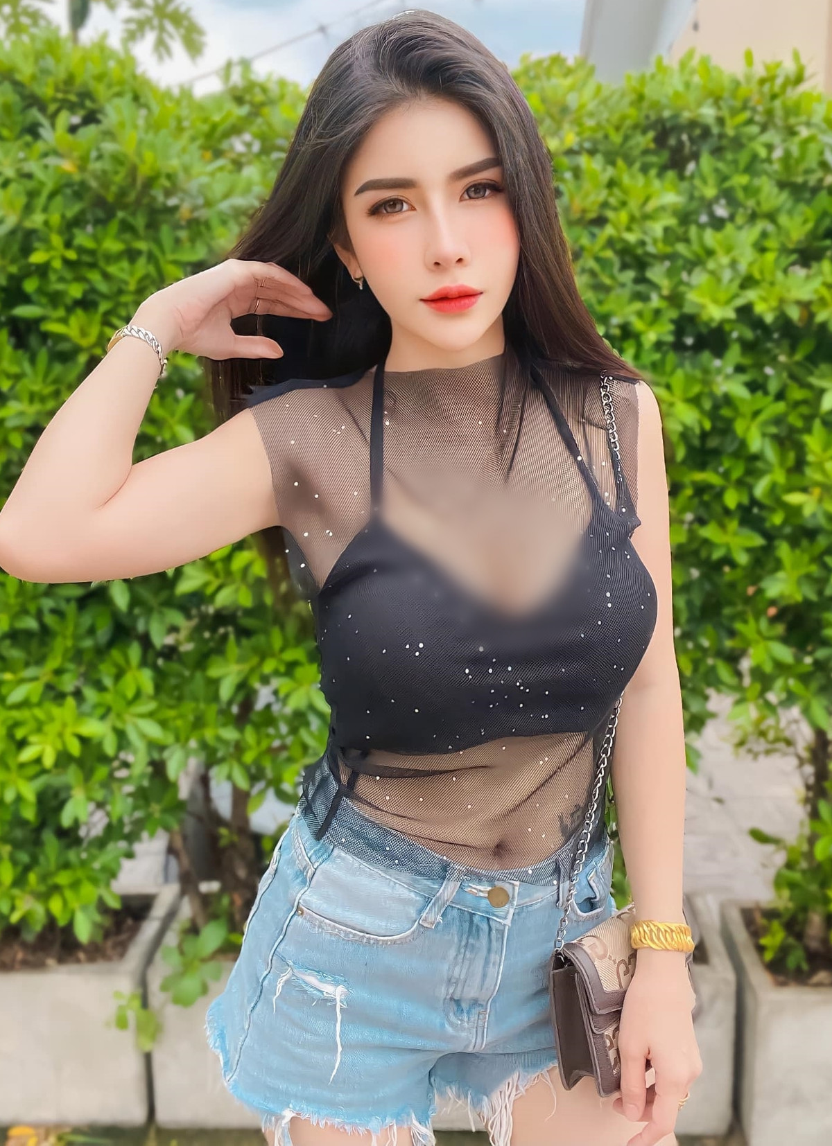  Hot girl xinh đẹp Nattarikul Spm, người Thái Lan, nổi tiếng với gương mặt xinh như búp bê và thân hình gợi cảm. (Nguồn ảnh: IG)