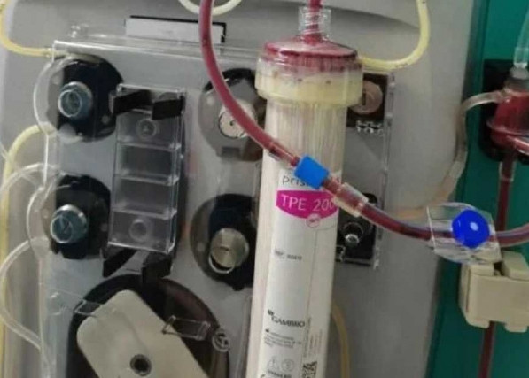 An trua bang ga ran lien tuc, chang trai suyt chet