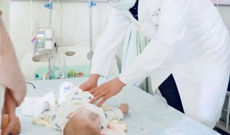 Bac si ta hoa phat hien 