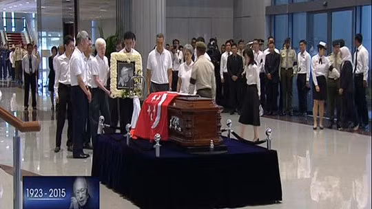 Linh cữu cựu Thủ tướng Lý Quang Diệu sẽ được quàn tại Tòa nhà Quốc hội tới ngày 28-3 để chuẩn bị tổ chức tang lễ vào ngày hôm sau, 29-3.