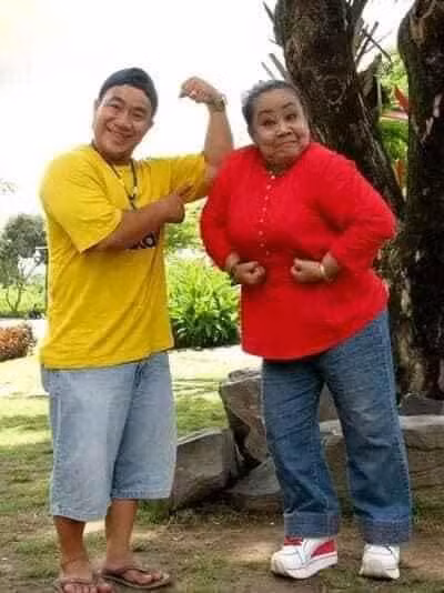 Không sở hữu ngoại hình lung linh như mơ nhưng nhân vật chàng Hều lùn tịt, xí trai luôn theo cô Trúc như một kẻ si tình đã để lại ấn tượng trong lòng khán giả. Hều là nhân tố đem lại nhiều tình huống hài hước cho bộ phim. Một chàng trai tốt bụng, thương người và dí dỏm đã giúp tên tuổi Hiếu Hiền bay cao bay xa trong nghệ thuật.