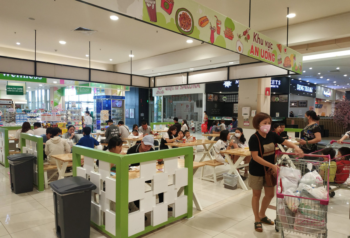 Quầy ăn nhanh là phương án nhiều người lựa chọn