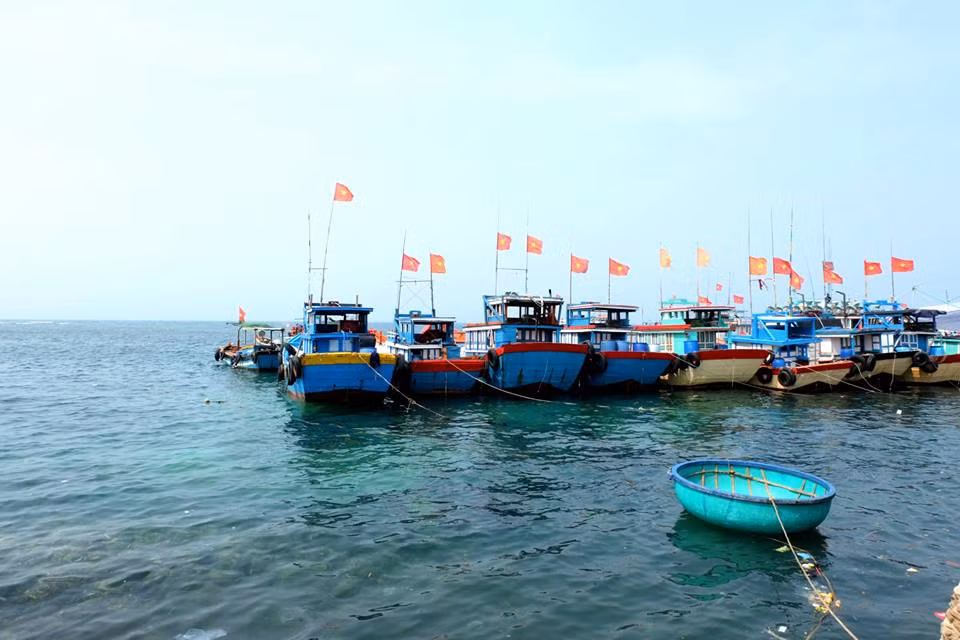 Hành trình khám phá đảo Lý Sơn trong 3 ngày 2 đêm - khởi hành từ Hà Nội được các công ty lữ hành đưa mức giá từ 1,7 - 2 triệu đồng/người. Ảnh minh họa.