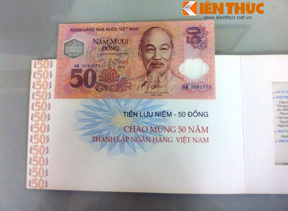 Theo thông tin của Ngân hàng Nhà nước, kỹ thuật bảo an đồng tiền là kỹ thuật phù điêu và in siêu nhỏ, hình chìm trong giấy, in nổi không màu....