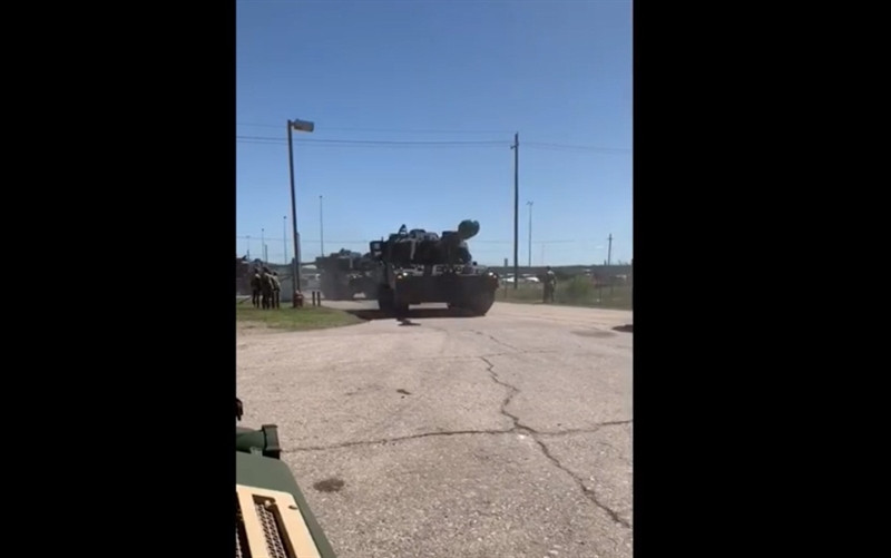 So với M109A6, pháo M109A7 được trang bị hệ thống điều khiển hỏa lực số hóa và nạp đạn tự động tương tự xe tăng và pháo tự hành Nga giúp giảm thiểu thời gian phản ứng của tổ hợp. Cùng với đó, hệ thống tự chuẩn đoán tình trạng của thiết bị cho phép tối ưu khả năng chiến đấu và hạn chế thiệt hại trong điều kiện chiến trường.