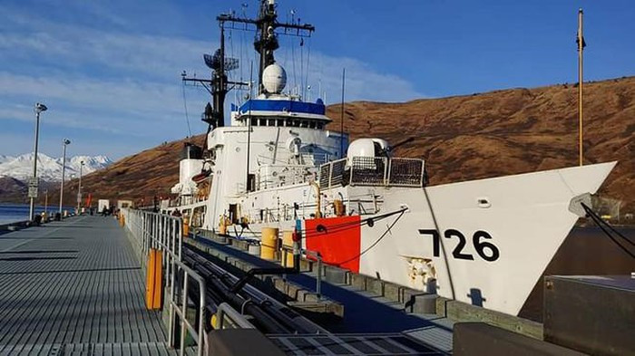 Vũ khí trang bị của nguyên bản của tàu tuần tra WHEC 726 gồm radar trinh sát đường không hai tham số (2D) AN/SPS-40, pháo hạm Oto Breda cỡ 76,2 mm, hệ thống phòng thủ tầm cực gần 20 mm Phalanx CIWS.