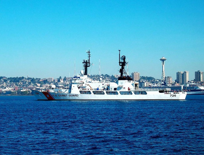 Dù được loại biên nhưng tàu WHEC 726 vẫn còn hoạt động rất tốt.