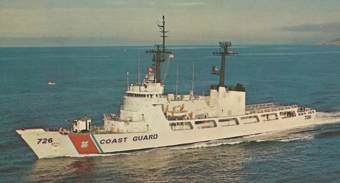 Một điều cần lưu ý nữa đó là trong thời kỳ chiến tranh Lạnh, lực lượng tuần duyên Mỹ đã lắp đặt tên lửa chống hạm RGM-84 Harpoon cho một vài chiếc Hamilton để hỗ trợ hải quân nước này trong tác chiến.