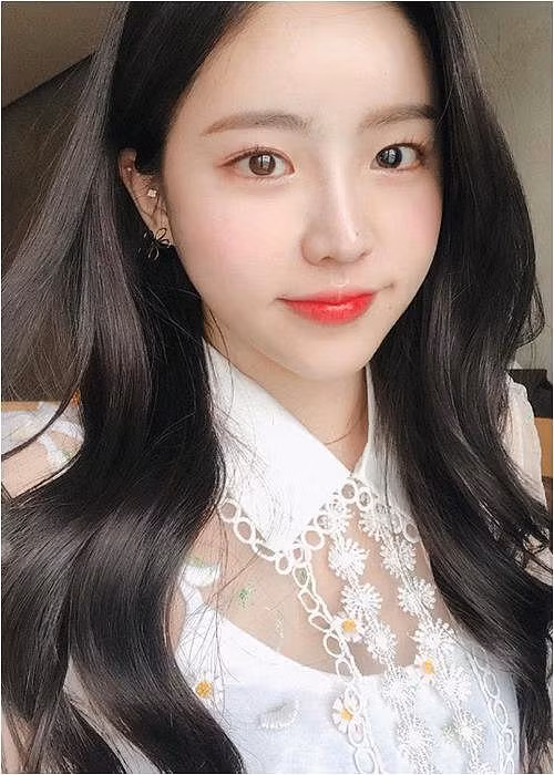 Bí mật trang điểm giúp phụ nữ Hàn luôn trẻ hơn tuổi thật - Hình 6 Bi mat trang diem giup phu nu Han luon tre hon tuoi that-Hinh-6