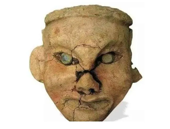 Điều đáng nói là món bảo vật quốc gia này được tìm thấy trong một hoàn cảnh hết sức "đặc biệt".