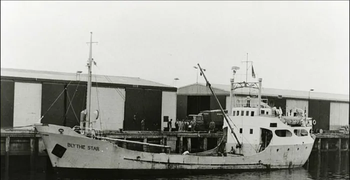 MV Blythe Star, một tàu chở hàng đại diện cho sự bí ẩn và mất tích đầy nghi ngờ, đã làm rung động cộng đồng hàng hải và gợi lên những câu hỏi không có lời giải đáp. Với sự biến mất đột ngột vào năm 1973, tàu này đã trở thành một truyền thuyết đen tối trên biển.