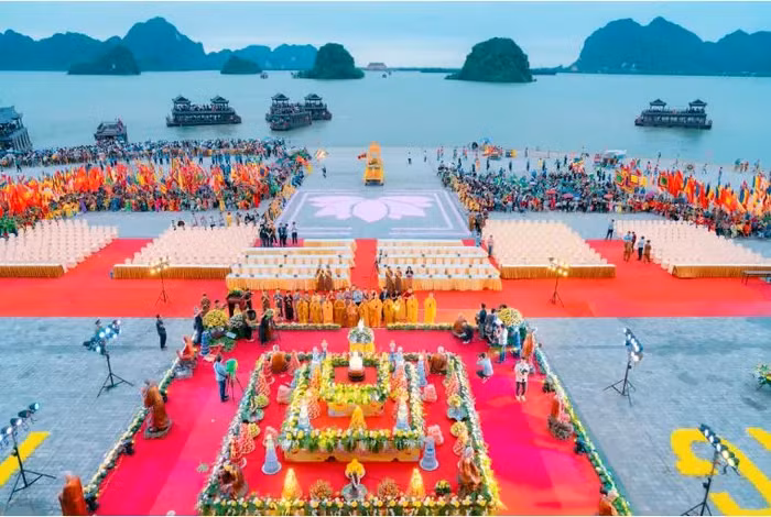 Sự kiện này đã đánh dấu sự xuất hiện của một người đã truyền bá triết lý và nhân từ của mình trên khắp châu Á và sau đó trên toàn cầu.