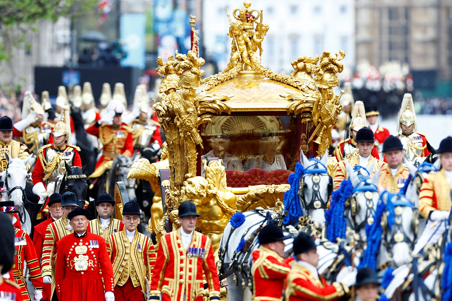 Đây là một trong những sự kiện quan trọng nhất của Anh, thu hút sự quan tâm của đông đảo người dân và truyền thông trên toàn thế giới.