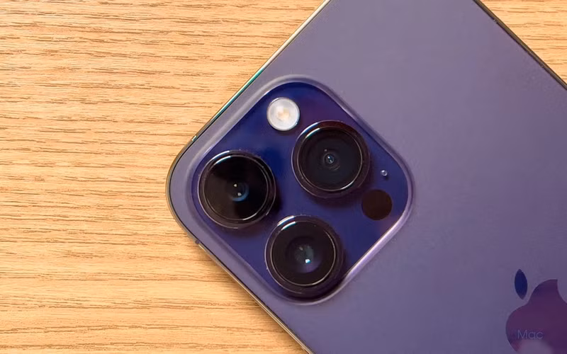 Bên cạnh đó, theo thông tin mới nhất từ từ chuyên gia Ming-Chi Kuo, iPhone 16 Pro sẽ lớn hơn một chút so với các mẫu Pro tiền nhiệm.