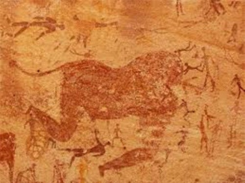 Bức tranh này nổi bật với những dấu tay mà lúc đầu các nhà khảo cổ nghĩ rằng đây là tay người.