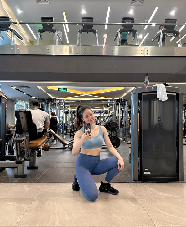 Sac voc tuoi 40 cua nu MC 