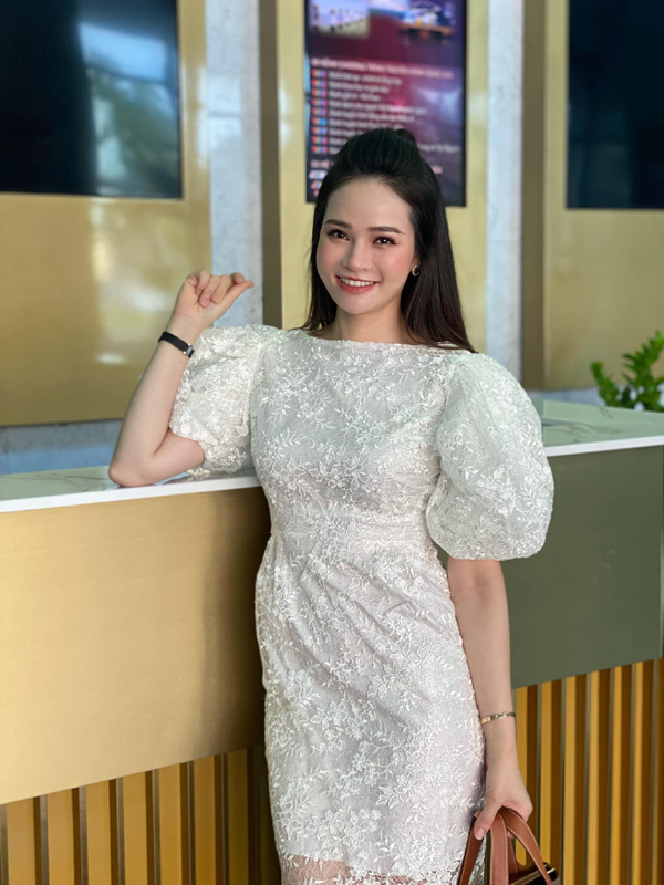 Nói về bí quyết có 2 con và đã ở tuổi U40 nhưng dáng vẫn đẹp, nữ BTV nhà đài nói: "Thu Hương tập cho mình thói quen quy đồ ăn ra lượng calo. Mỗi lần muốn ăn vặt, tôi thử quy món ăn đó ra bao nhiêu calo và nếu ăn sẽ phải tập bù trong bao lâu. Như vậy, dần dần tôi điều chỉnh được việc mình cần ăn bao nhiêu là phù hợp".