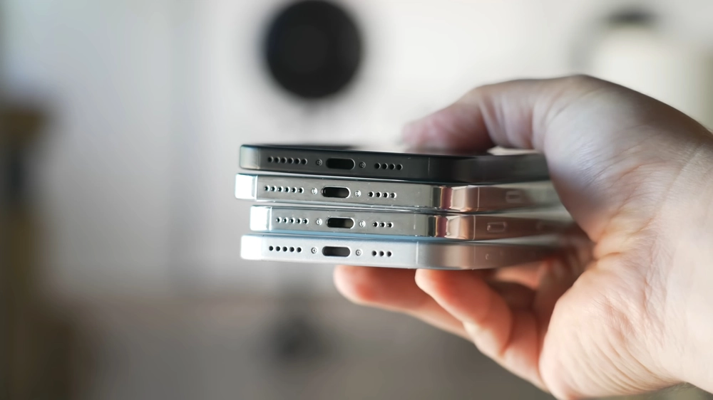 Một thiết kế hoàn toàn mới trên iPhone 15 series đó là hai nút tăng và giảm âm lượng tách biệt giờ đã nhập thành một. (Ảnh: MacRumors)