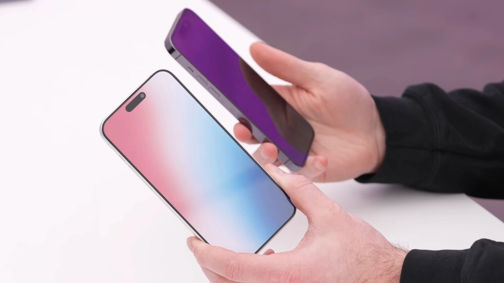 Và đây cũng là con chip đầu tiên được sản xuất trên tiến trình 3nm tiến tiến nhất của nhà Apple. Đảm bảo sẽ mang đến những trải nghiệm sử dụng hiệu năng vượt trội, ấn tượng hơn người anh tiền nhiệm A16.