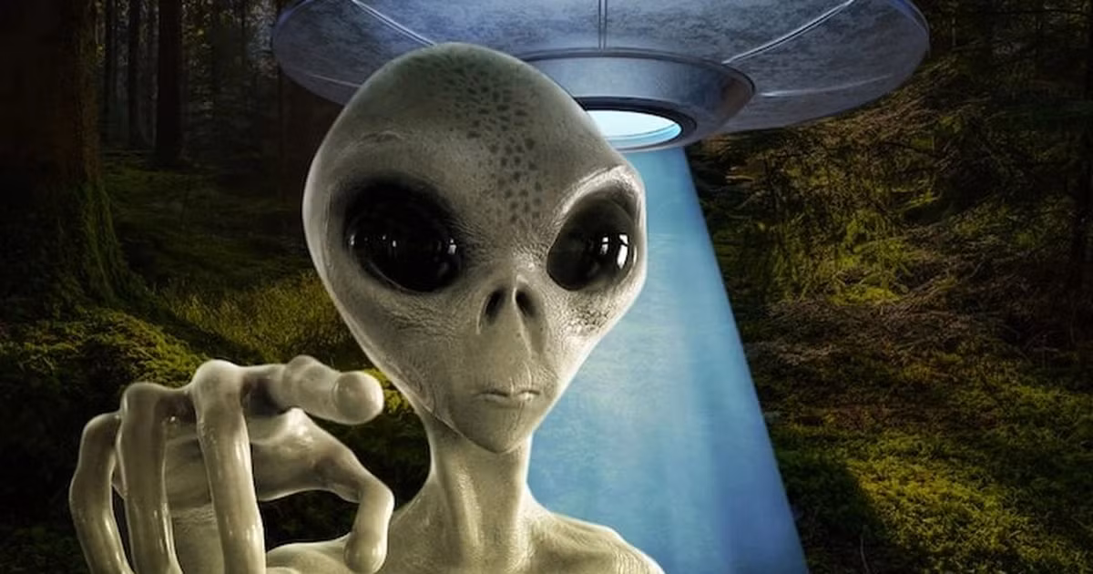 Theo ông, những loài người ngoài hành tinh này có kích thước lớn hơn so với con người bình thường là do hành tinh mà chúng sống có trọng lực lớn hơn so với Trái Đất, này giúp chúng có thể phát triển cơ thể to lớn hơn và cũng giúp chúng duy trì sự cân bằng trong điều kiện trọng lực khác thường.