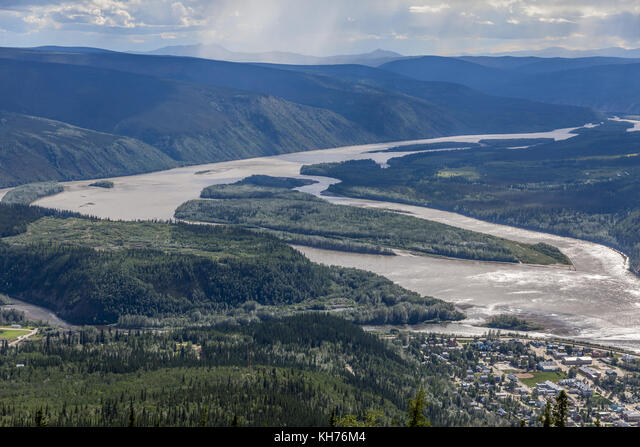 Ít ai biết rằng, vàng dưới đáy sông Klondike chưa cạn kiệt. Hiện ở đây vẫn có 200 mỏ vàng đang hoạt động.