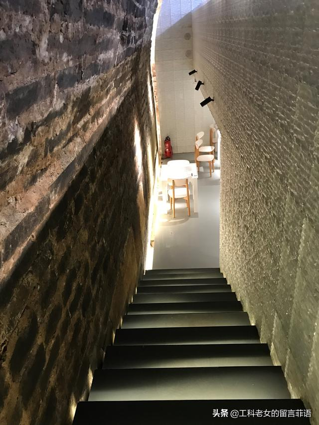 Dưới triều đại nhà Thanh, chỉ có người của hoàng gia mới được phép ra vào hầm băng.