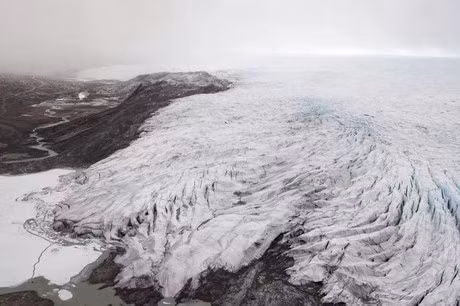 Quá trình phong hóa đá tăng cường hoạt động bằng cách sử dụng đá chứa các khoáng chất có khả năng tương tác với CO2.