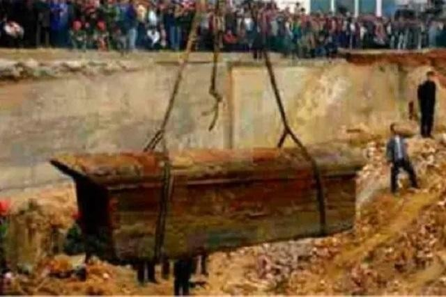 Điều đặc biệt của lăng mộ này đó là bên trong lăng mộ không chỉ cất giữ thi hài của vị công chúa quý giá mà còn có cả thi hài của chồng cô. (Ảnh minh họa. Nguồn: Baidu.)