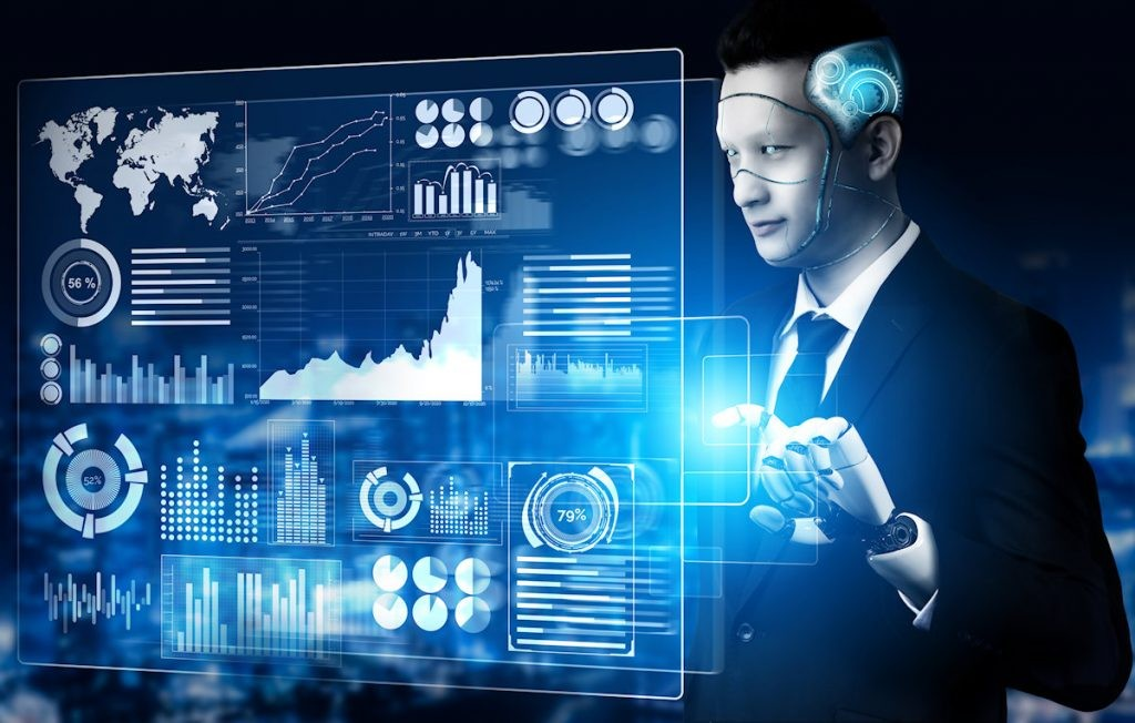 Cựu CEO Google nêu một kịch bản vào tương lai gần, khi AI có khả năng tìm thấy lỗ hổng bảo mật zero-day trong hệ thống mạng, hoặc khám phá các dạng sinh học mới.