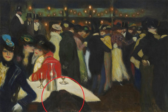 Mới đây, trong buổi triển lãm "Picasso thời trẻ ở Paris" diễn ra tại bảo tàng Guggenheim vào ngày 19/5, các chuyên gai đã phát hiện ra một bí mật bất ngờ ẩn giấu trong bức họa "Le Moulin de la Galette".