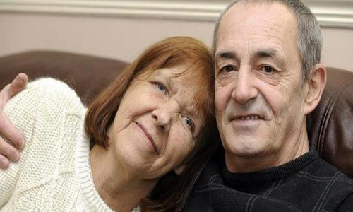 Bà Barbara Carter, 56 tuổi người Anh, được chẩn đoán ung thư tuyến tụy giai đoạn cuối vào năm 2014. Bác sỹ cho biết, bà chỉ có thể sống thêm 9 tháng mà thôi.