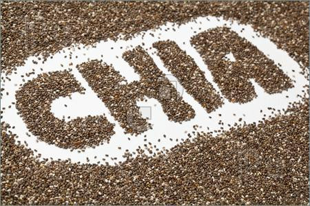 Chia seed. Hạt giống này trở nên phổ biến trên toàn thế giới trong những năm qua. Điều đó không có gì ngạc nhiên bởi mức độ dinh dưỡng cao và calo thấp mà chúng cung cấp.